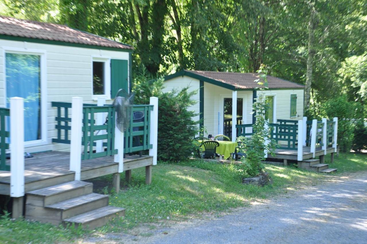 Les Chalets Du Moulin Du Chatain 4 Payzac  Exteriér fotografie