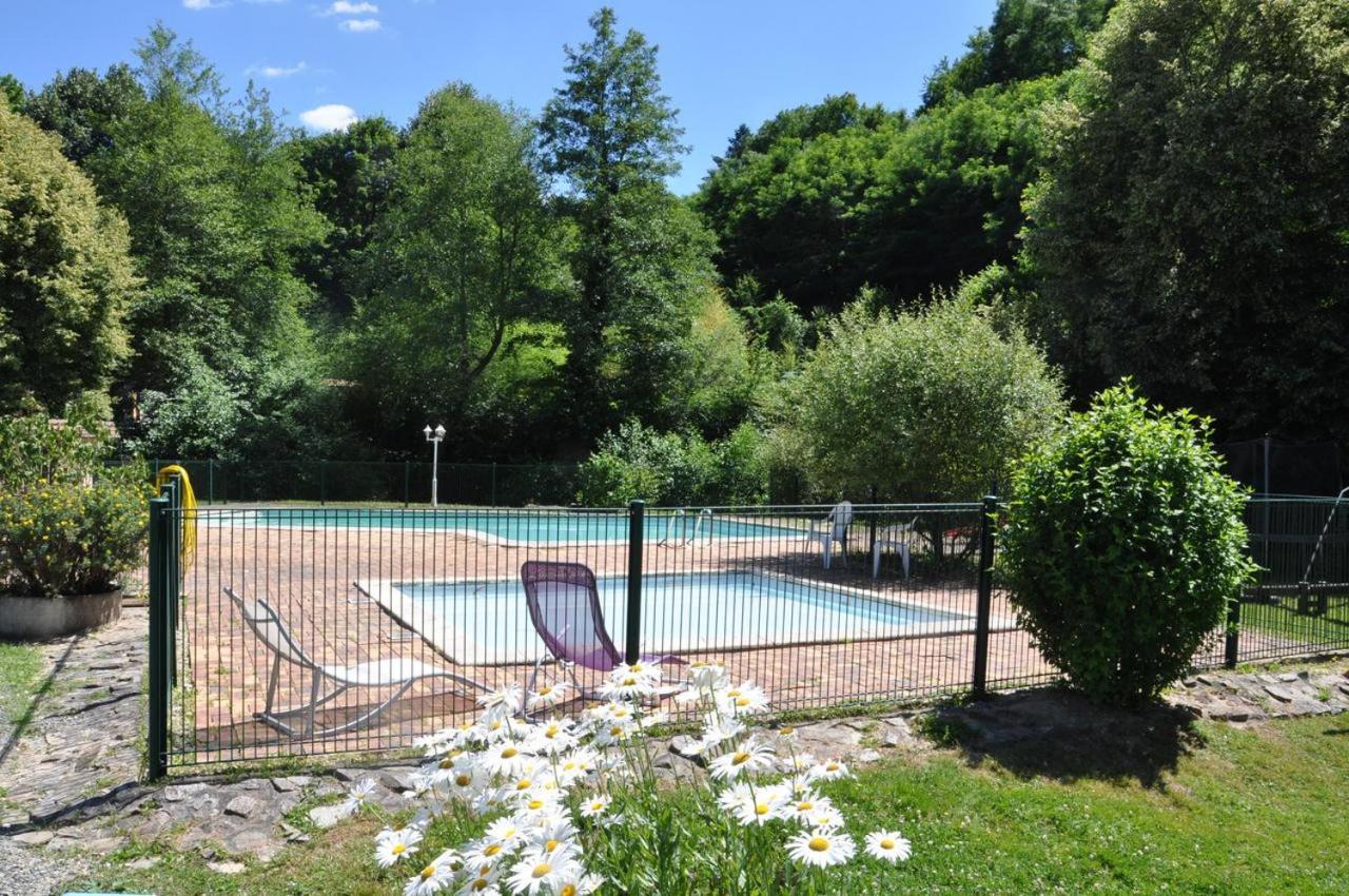 Les Chalets Du Moulin Du Chatain 4 Payzac  Exteriér fotografie